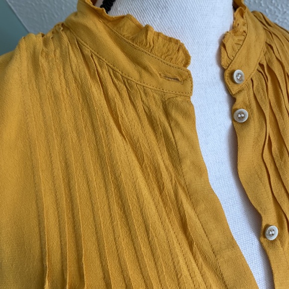 Treasure & Bond Gold Pleated Top - Picture 9 of 14
